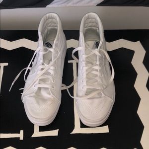 White hight tip vans
